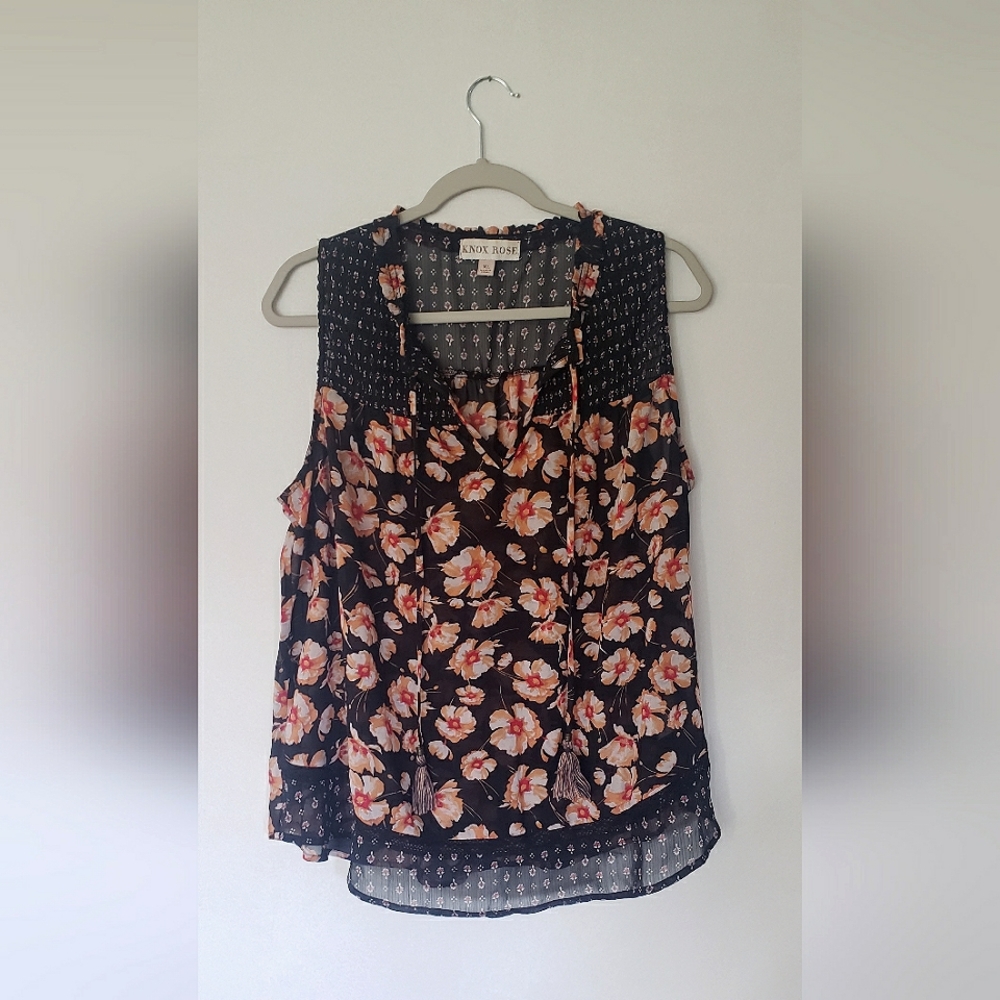 Knox Rose 🌹 Floral Flowy Sheer Top